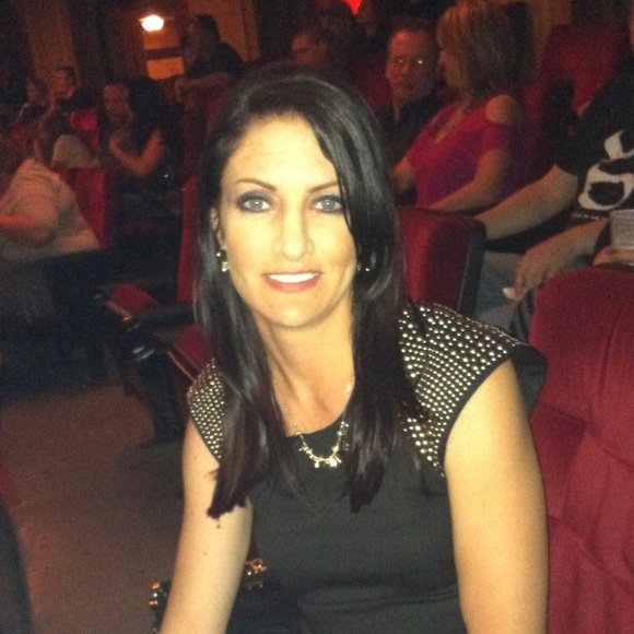 Meet your Posher, Melinda - Picture 1 of 1